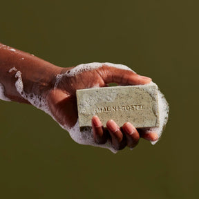 Malin + Goetz Mandelic Acid Exfoliating Bar uk